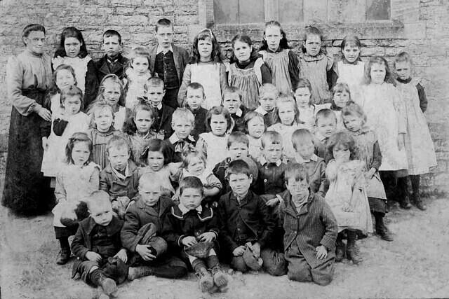 School c1912MonoW2