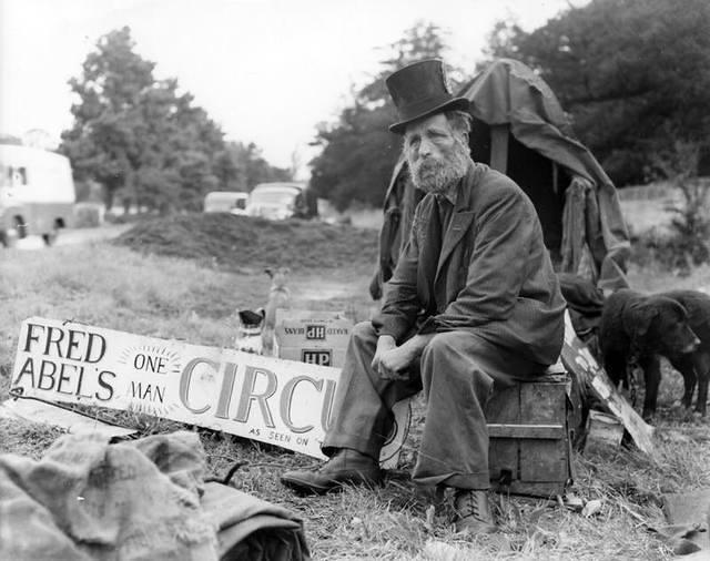 Fred and his travelling circus