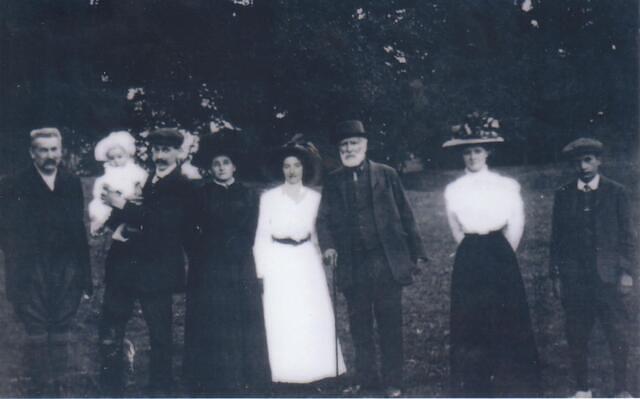 Deddington Flower Show  - 1910?