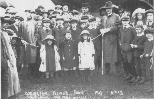 Deddington Flower show 1913 in the Castle Grounds