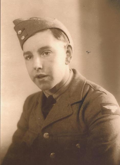 Flight Sergeant Bernard Sykes