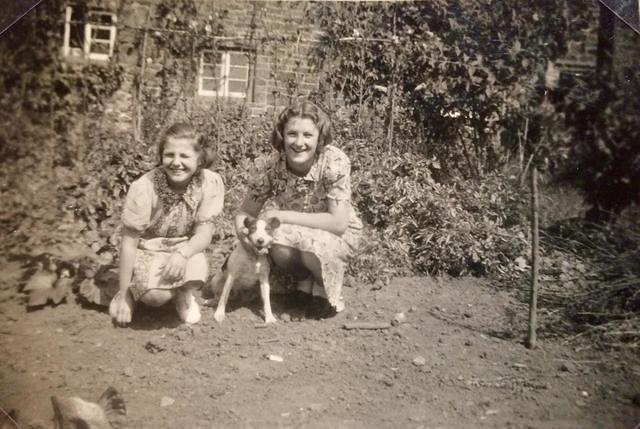 Doreen & Joyce in the garden of No 3 New Street