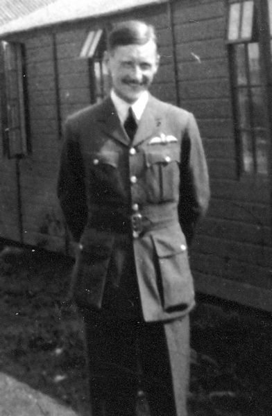 Pilot Officer Lawrence Lee Pyman RAFVR - Photograph