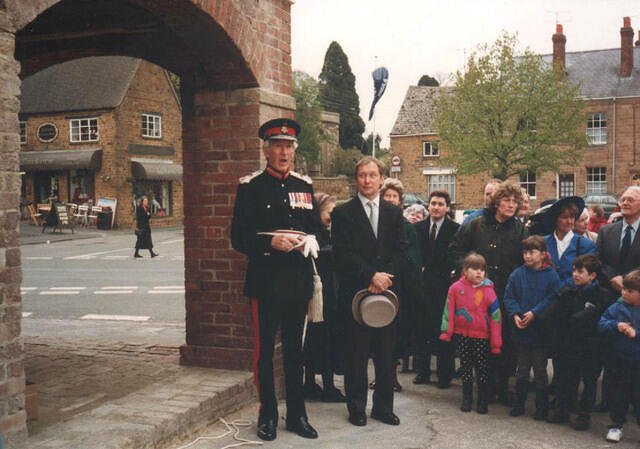 Sir Ashley Ponsonby, Lord Lieutenant of Oxfordshire, with Terry Clinch, Chairman of the PC