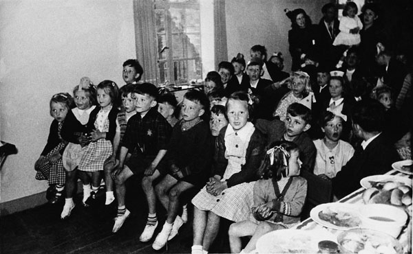 1953 Coronation childrens party