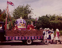 Queen Victoria and her retinue