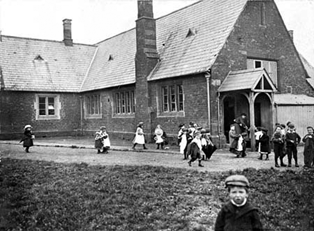 Primary School, 1904