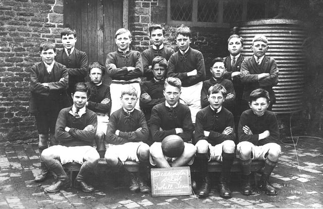 Deddington School football team