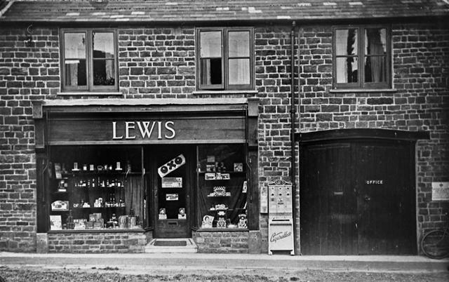 Jack Lewis's shop, 1931